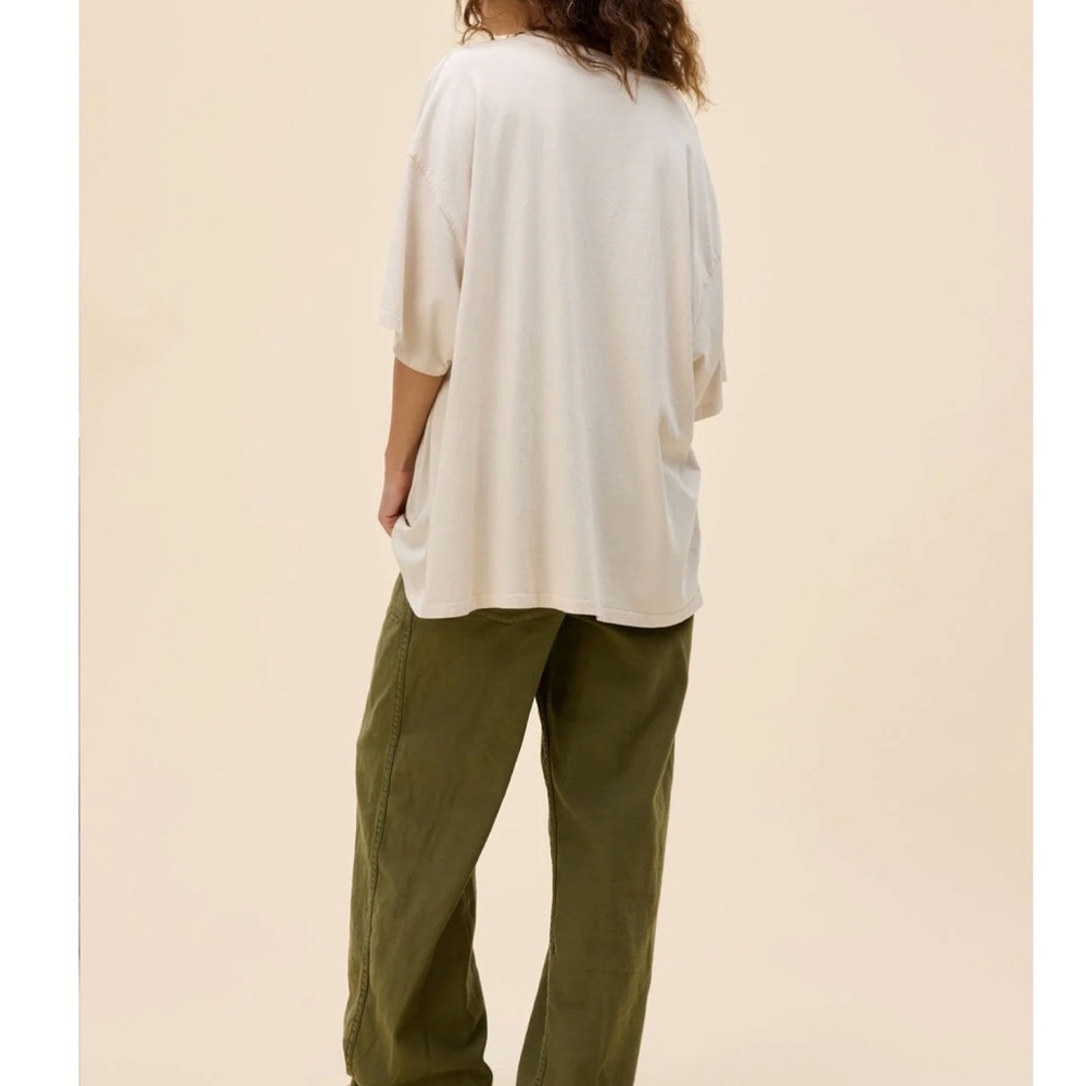 Daydreamer Cream Graphic Tee with Red and Teal Accents - Picture 4 of 5